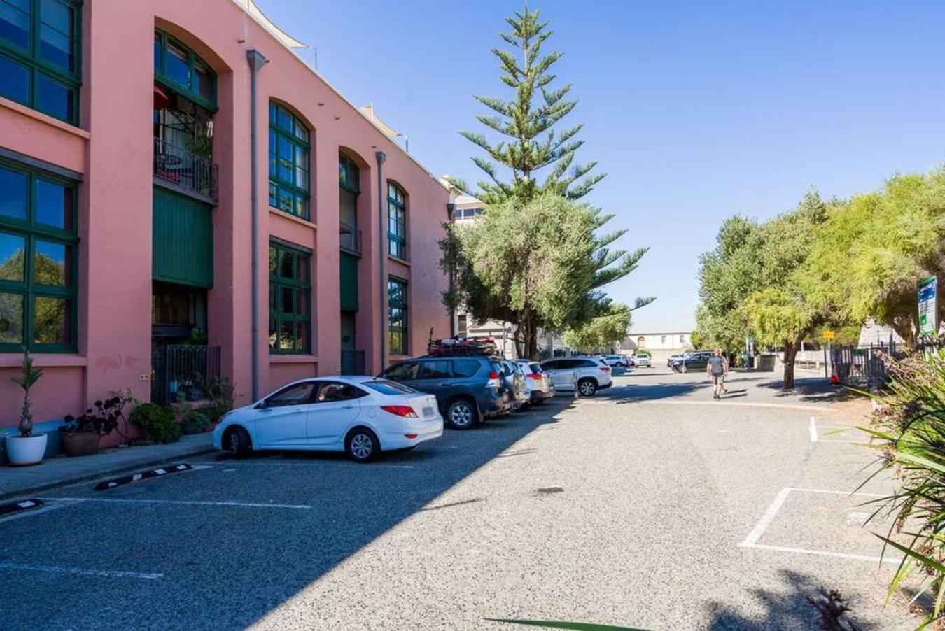West End Warehouse Historical Opposite Beach Fremantle Exterior foto