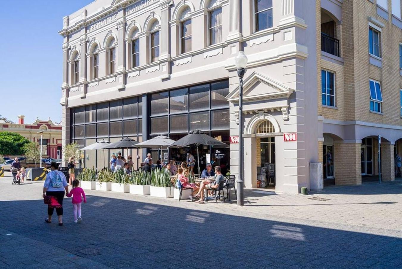 West End Warehouse Historical Opposite Beach Fremantle Exterior foto