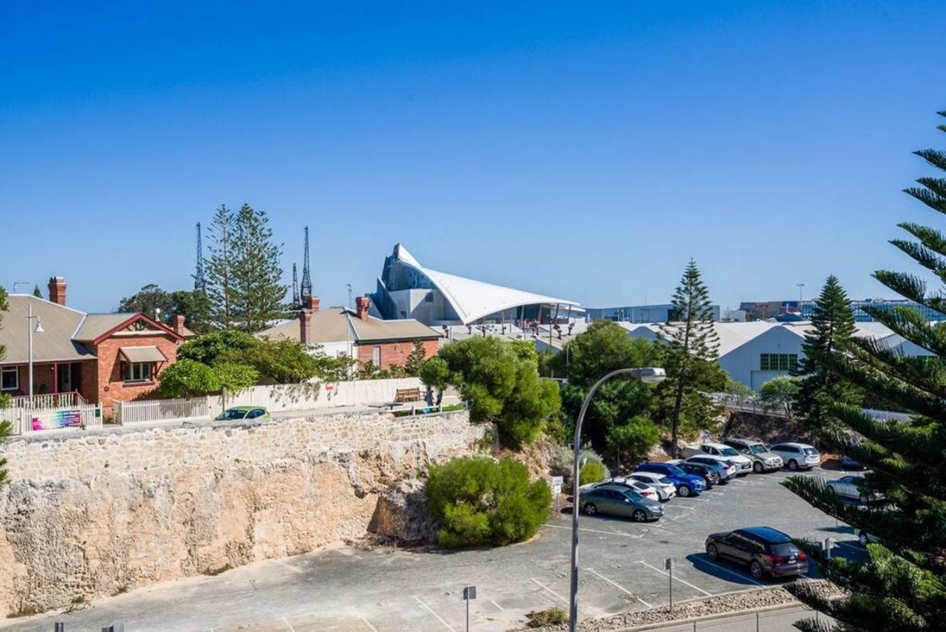 West End Warehouse Historical Opposite Beach Fremantle Exterior foto